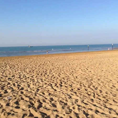 Nice Studio 100 Metres From The Beach - By Beahost